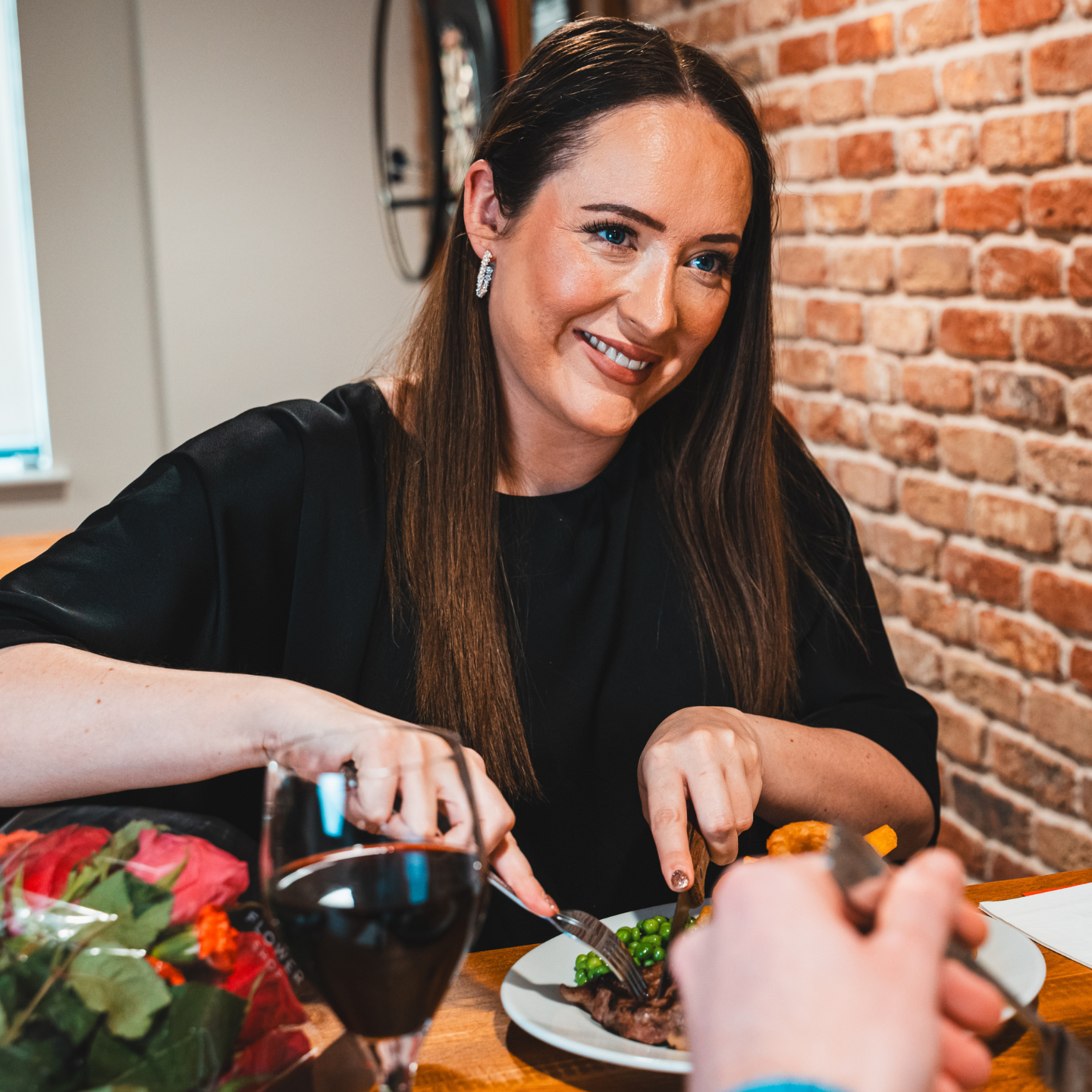 Valentine’s Weekend Dining & Treat Menu at The Steam Wheeler Braehead in Glasgow